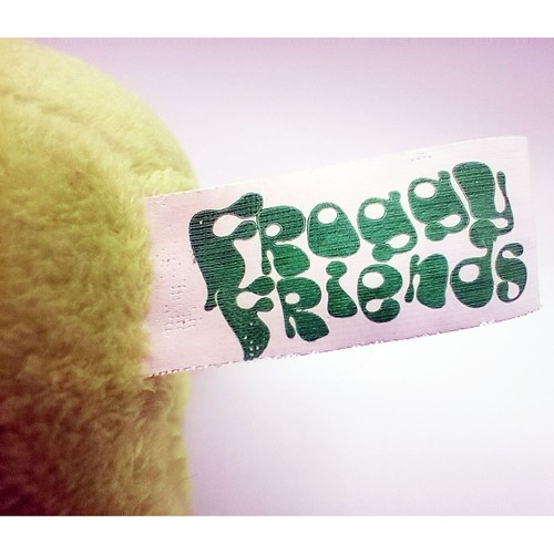 Green Froggy Friends Keychain Toy Soft Frog Plush Blue Eyes Long Lashes 5 Inches - Picture 13 of 15