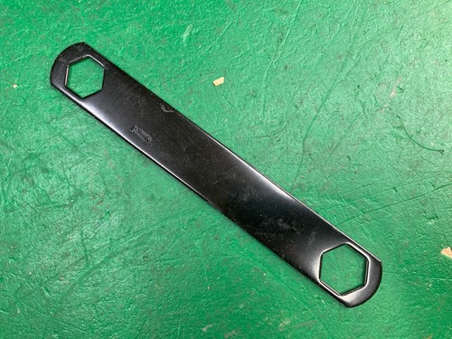 Porter Cable PCB270TS Table Saw Arbor Wrench for Changing Blade - Picture 2 of 5