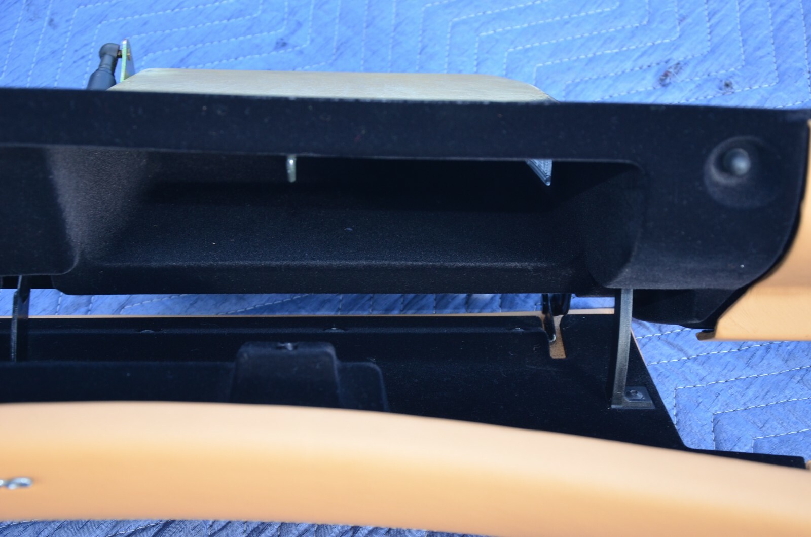 Mint Ferrari 360 Modena Glove Box Door Drawer Assembly Tan LHD OEM Nice 9kmi