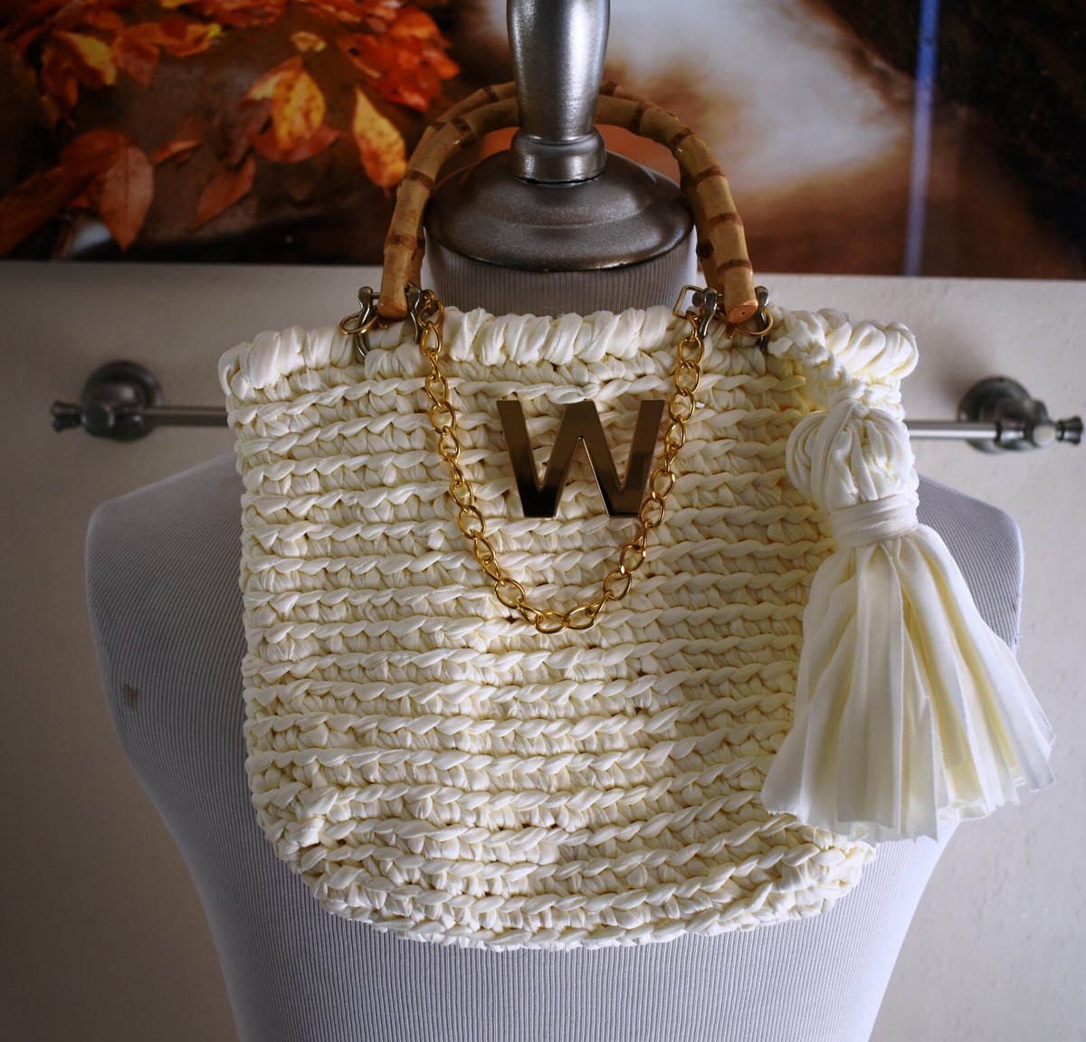 Vintage Crochet Bamboo Wood Handle GOLD W LETTER chain Initial bag