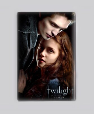 TWILIGHT (2008) - 2'' x 3'' MOVIE POSTER MAGNET (vampire romance books)