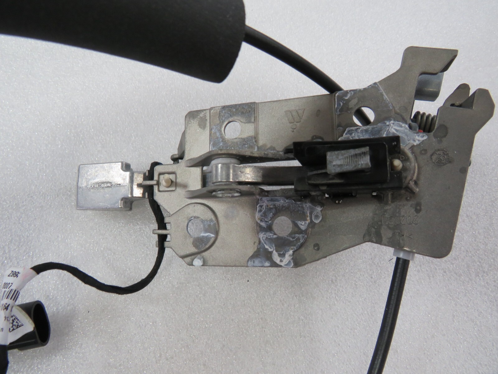 Ferrari Portofino, LH, Door Handle Mechanism, Dmg, Parts Only, Used, 768209