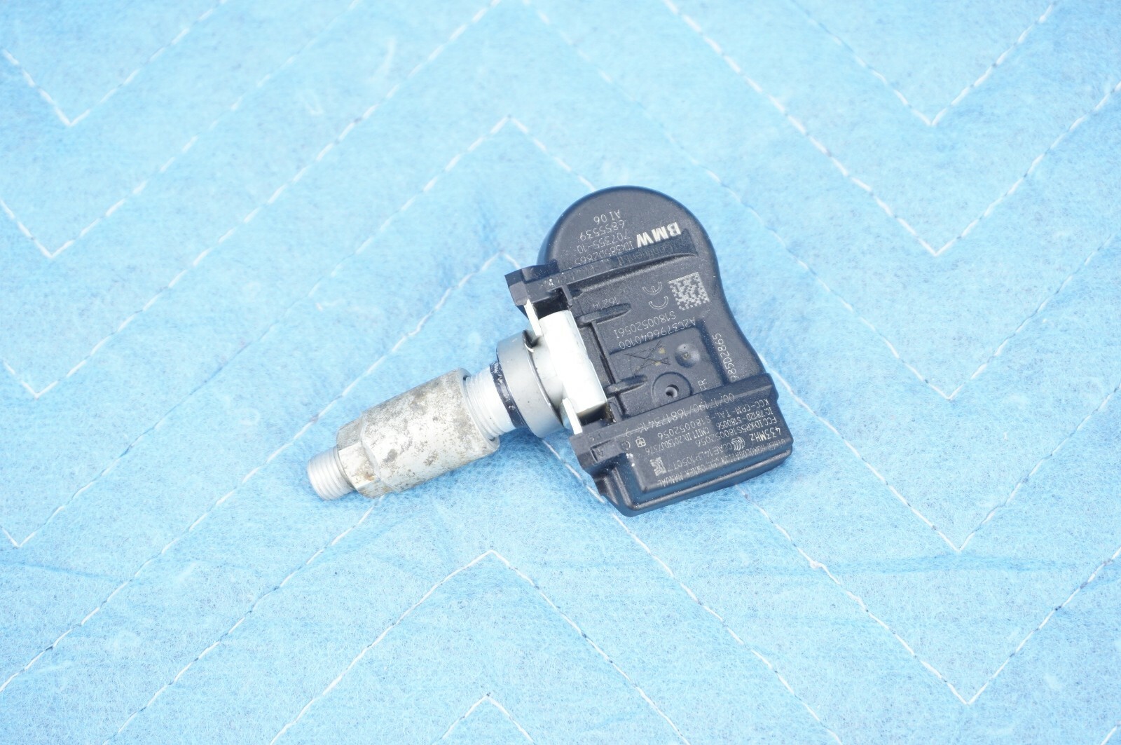 Genuine BMW Tire Pressure Sensor 70735510 OEM eBay