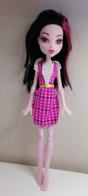 *MATTEL* Monster High Basic Puppe Draculaura