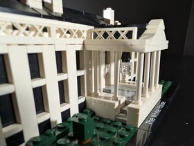 LEGO Architecture 21006 White House 2020 Near Complete Set with Base & Nameplate