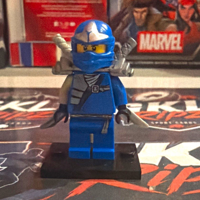 LEGO NINJAGO Jay Minifigure with Swords & Stand Accessories