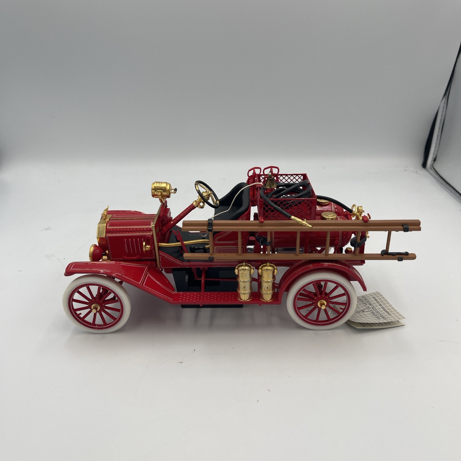 Picture 1 of 6