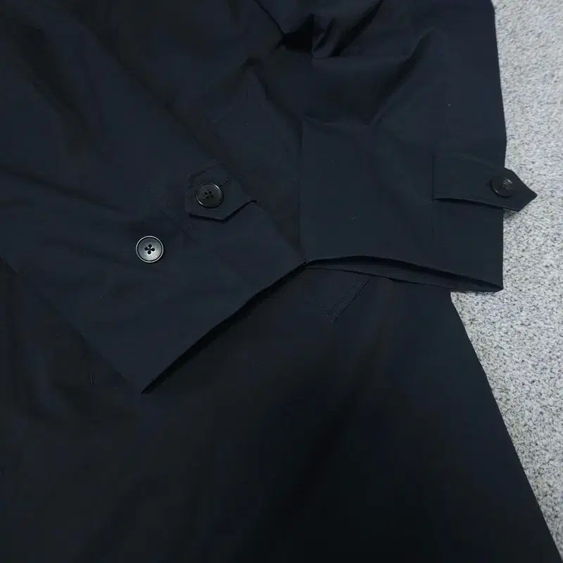 Uniqlo L Trench Coat Men’s Vintage Style thumbnail 7