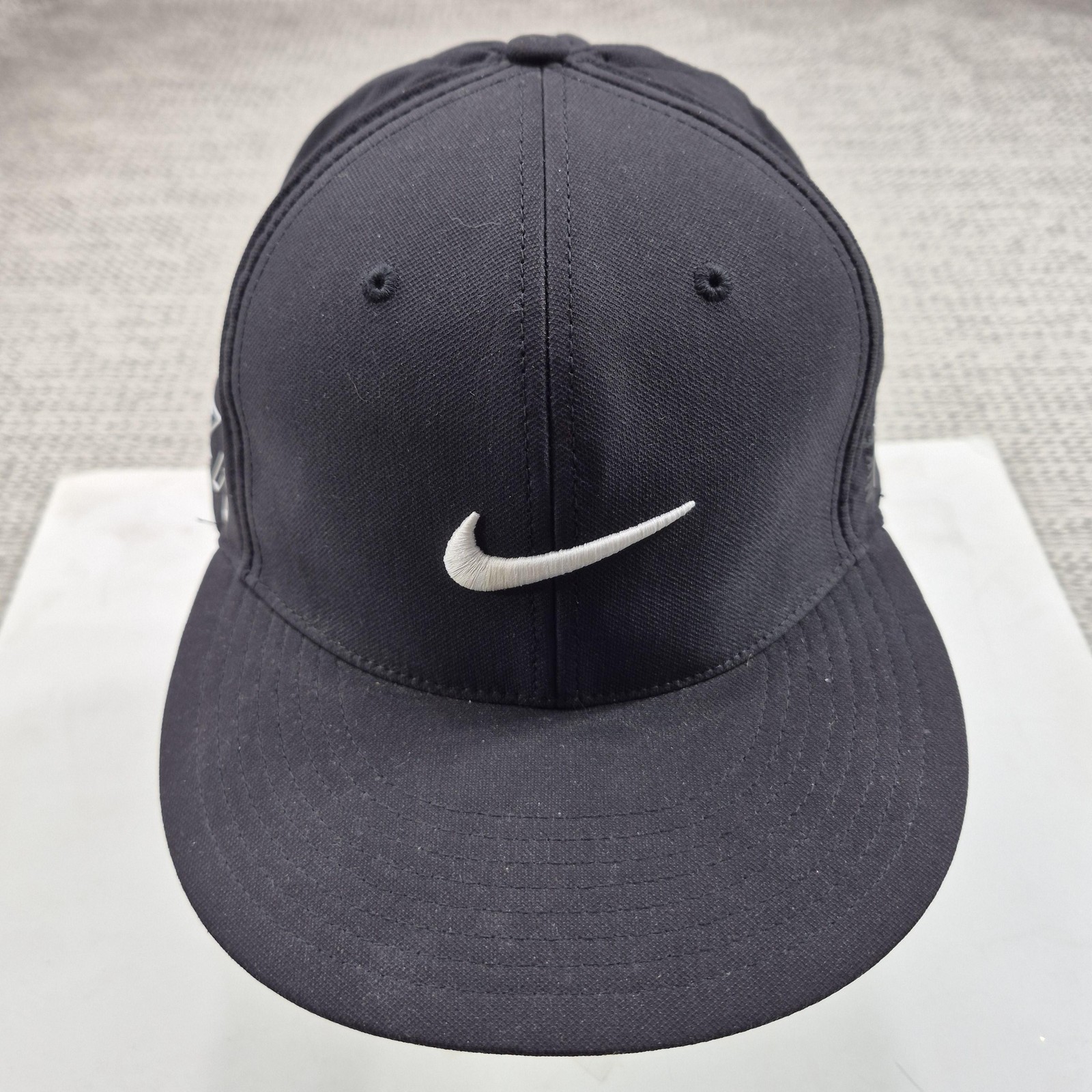 Swoosh Logo Stretch