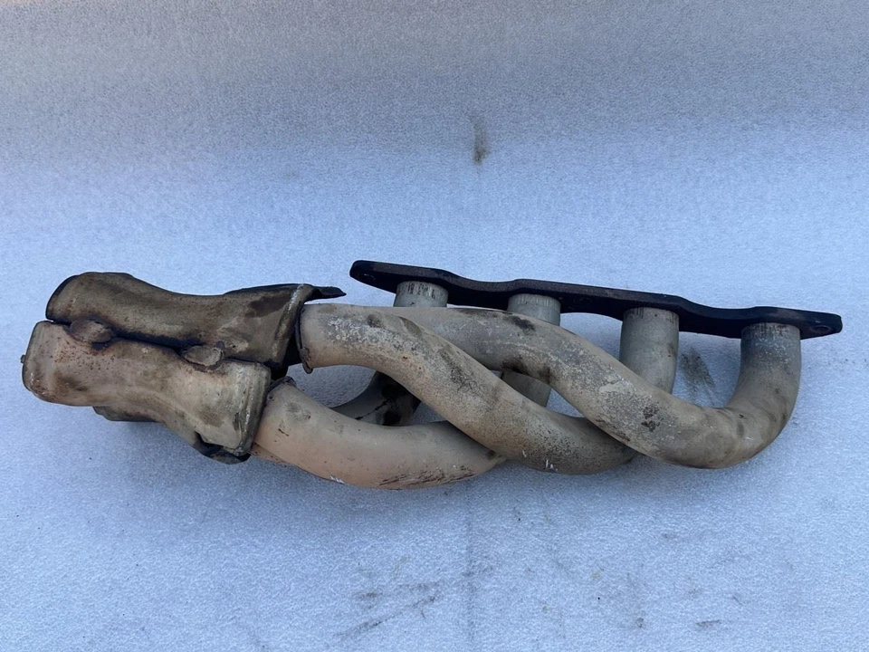 Toyota Previa 1994 colector de escape del motor sin sobrealimentación 17141-76040 Foto 3 de 4