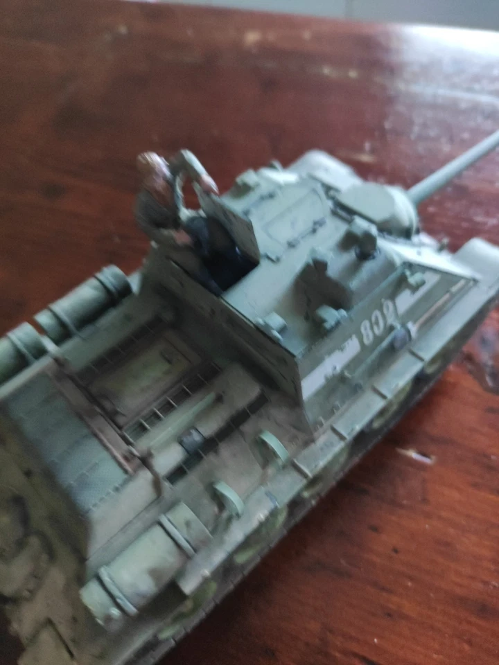 Semovente Russo Su85 Tamiya Scala 1,35 Anno 1943 - Immagine 2 di 4