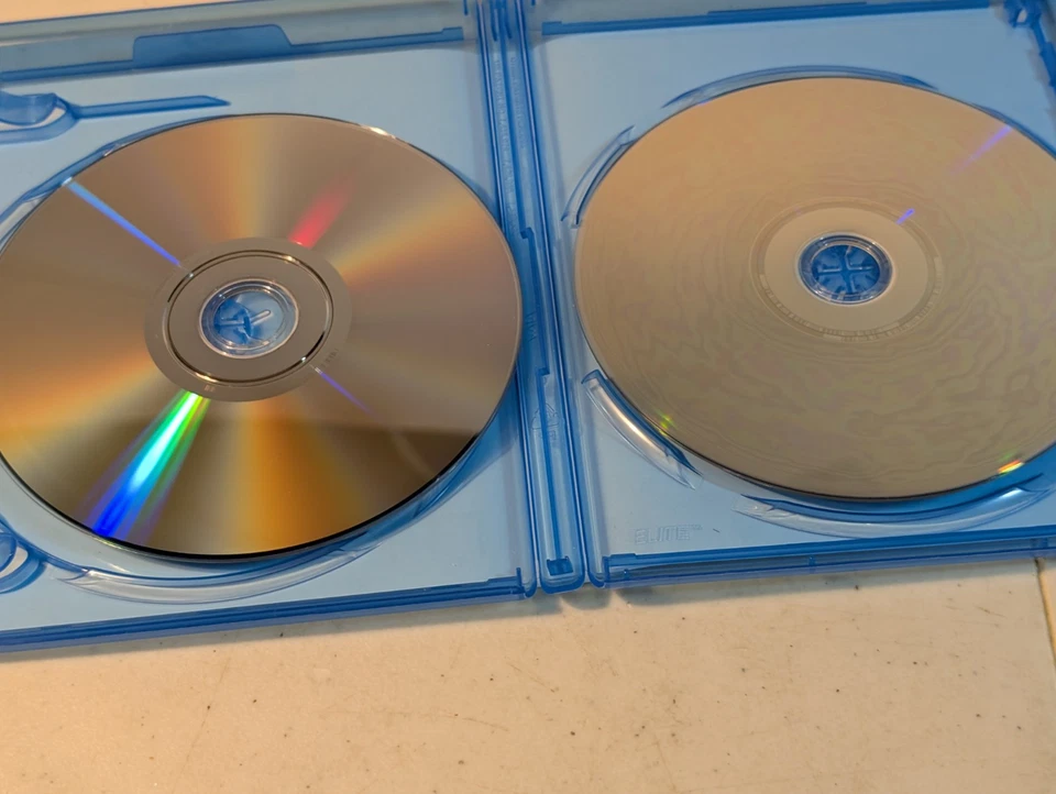 Snow White And The Seven Dwarfs Blu-Ray + DVD - Image 3 of 4