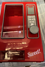 Global Gizmos 50800 Retro Style Sweet Vending Machine Kids Candy Dispenser -USED