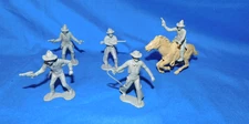 MARX VINTAGE 1960'SCOWBOYS AND BANDITS 5 FIGS. 5 POSES 1 MOUNT 54MM LOT 1