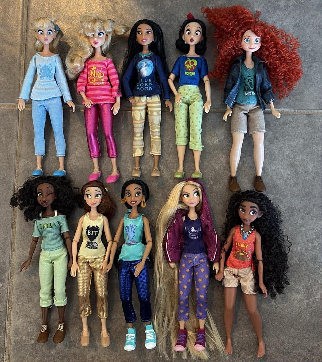 Set Of 10 Dolls