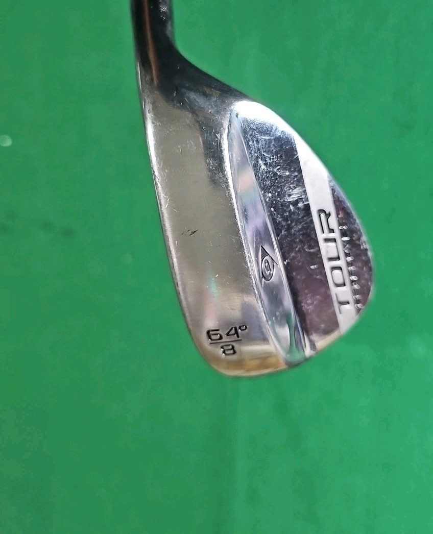 Dunlop Tour 22 Groove 64°/8° Lob Wedge / Reg Flex Steel Shaft