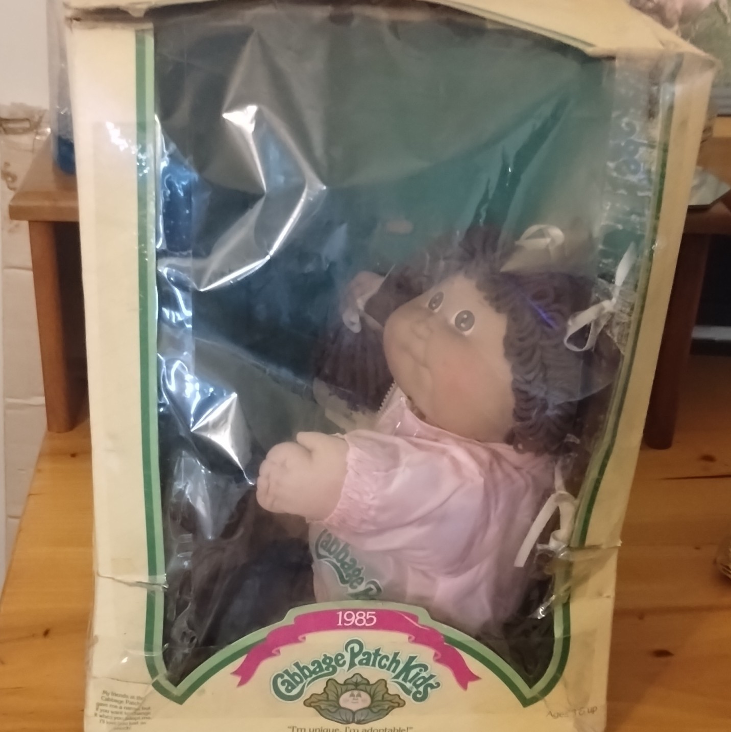 Coleco Cabbage Patch Kids Doll 1985 Brown Eyes Curly Hair Original Box