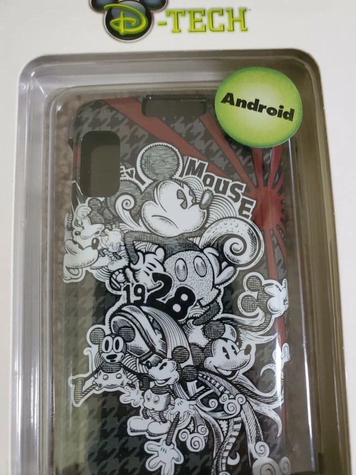 Disney Mickey Mouse Clip Case & Screen Guard Motorola Atrix 4G - Image 2 of 4