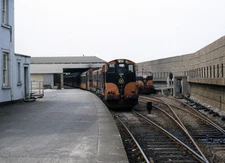 PHOTO  1987 ROSSLARE HARBOUR RAILWAY RAILWAY STATION 1987 (1) THE RAILWAY CAME T