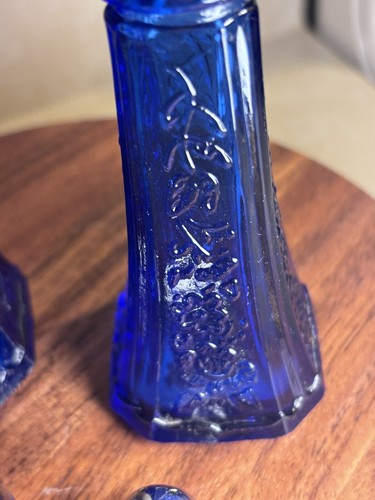 Vintage Cobalt Blue Mayfair Depression Glass Salt & Pepper Shakers Silver Lids - Picture 3 of 6