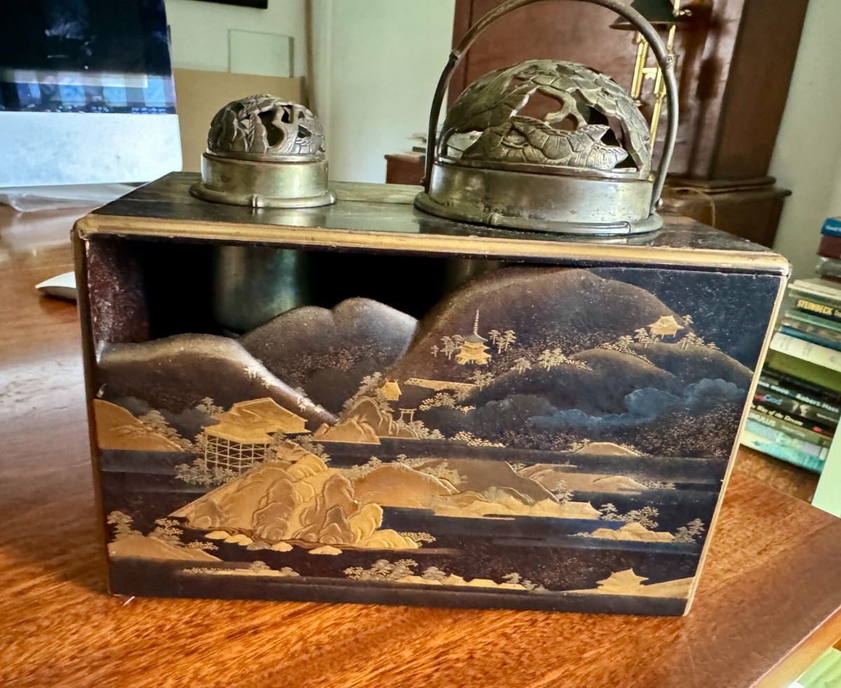 Japanese Meiji Antique Lacquer Box Smoking Brazier Hibachi