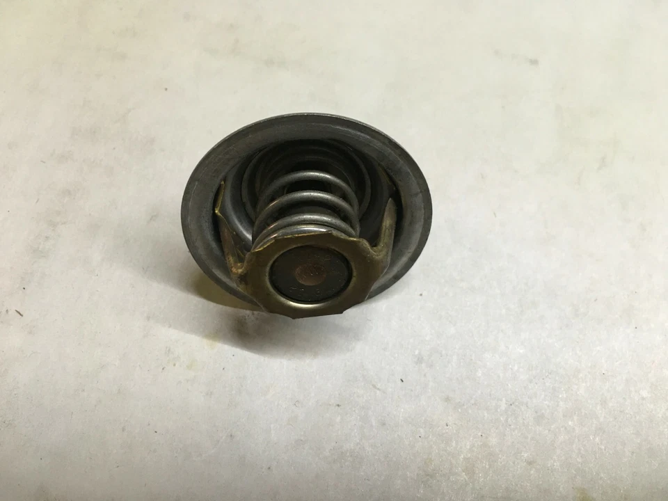 Nuevo termostato tipo OE refrigerante motor Worldparts W57-111 Foto 4 de 4