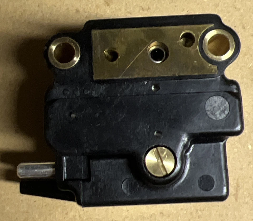 梅赛德斯 W124 190E 300E 原始设备制造商博世燃油喷射 EHA 阀 F026T03002 0000703962 — 第 4/4 张图片