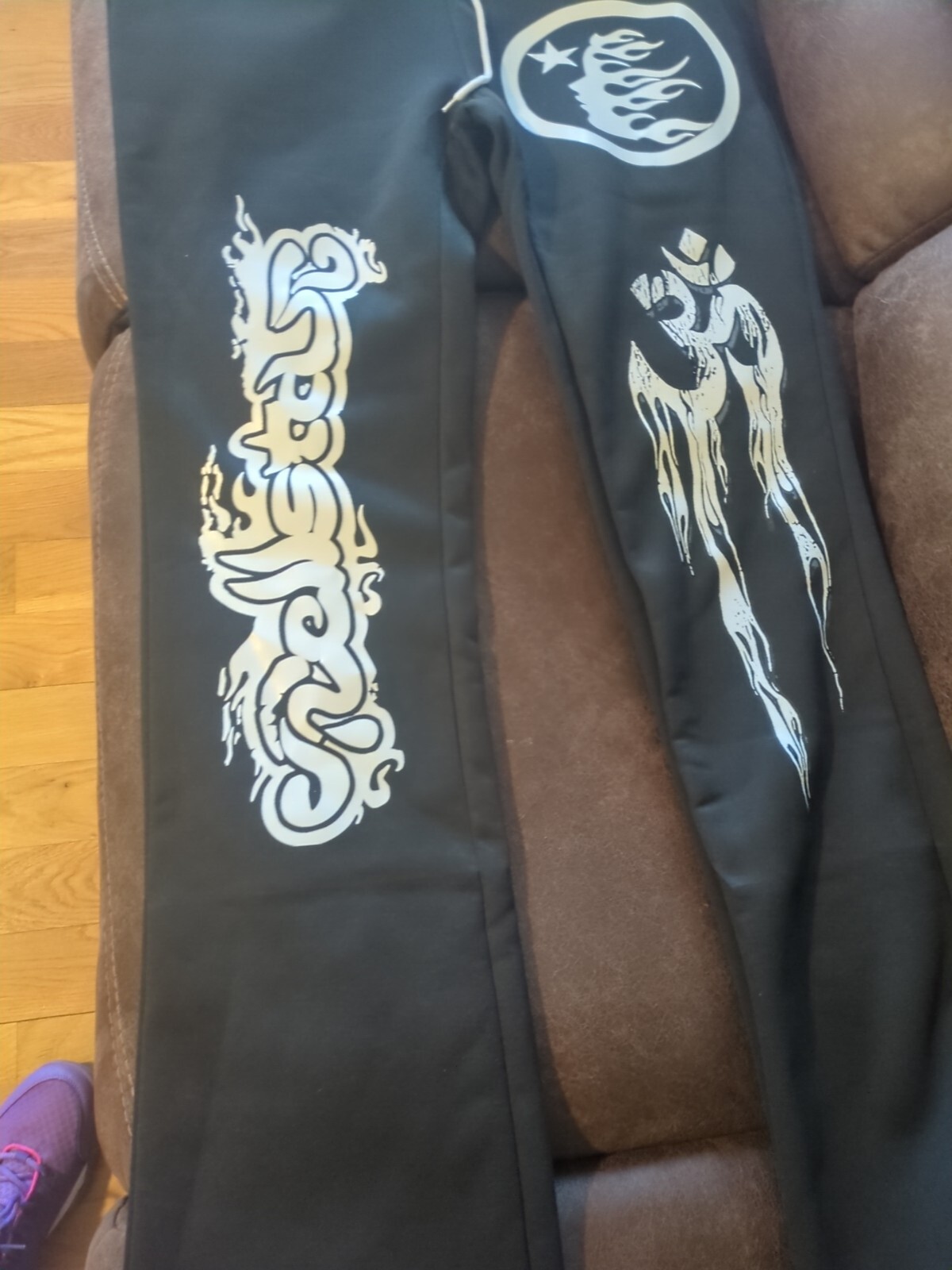 Picture 3 of 14