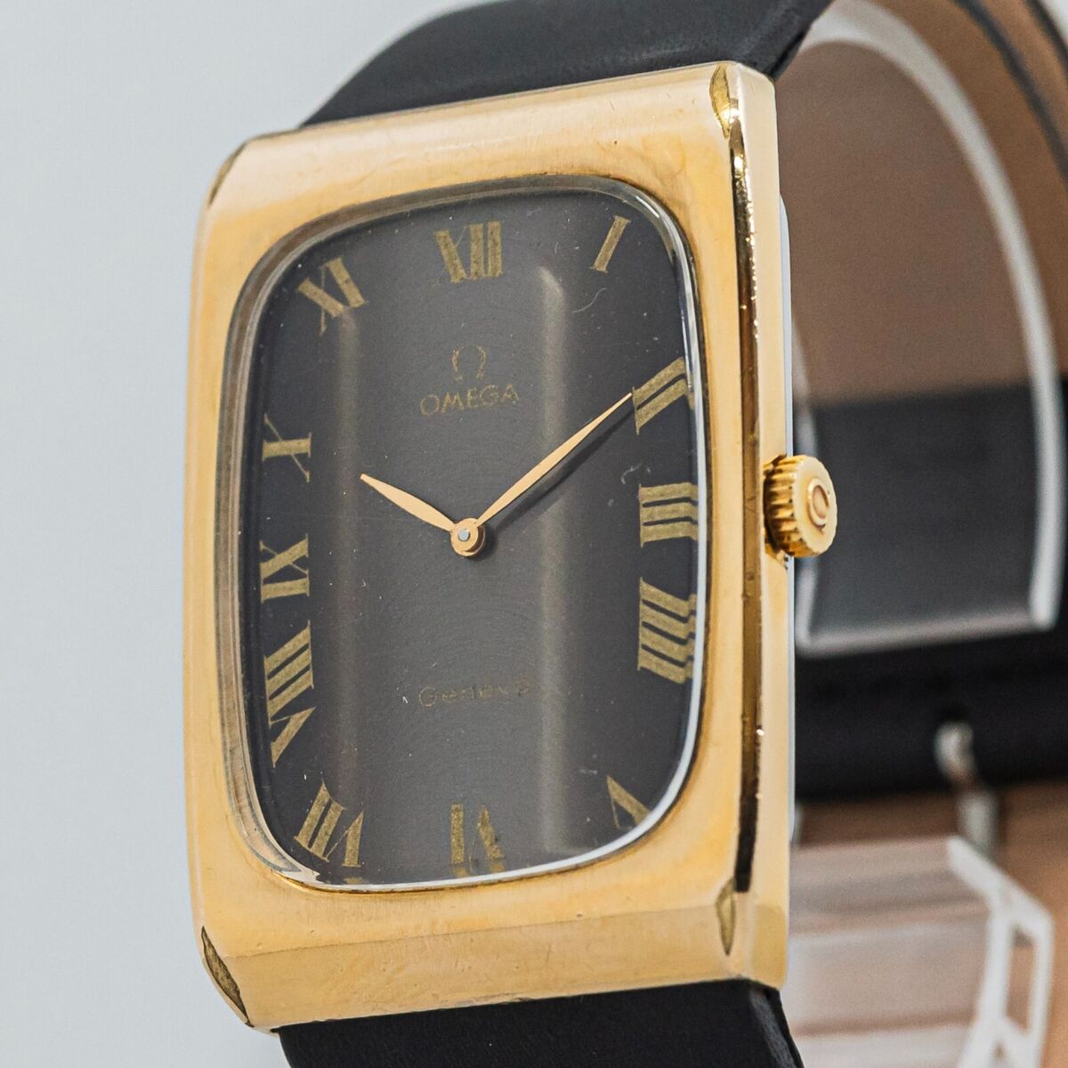RARE *Big 30mm Tank* Vintage OMEGA Geneve Cal.625 Manual RARE *Big 30mm Tank* Vintage OMEGA Geneve Cal.625 Manual