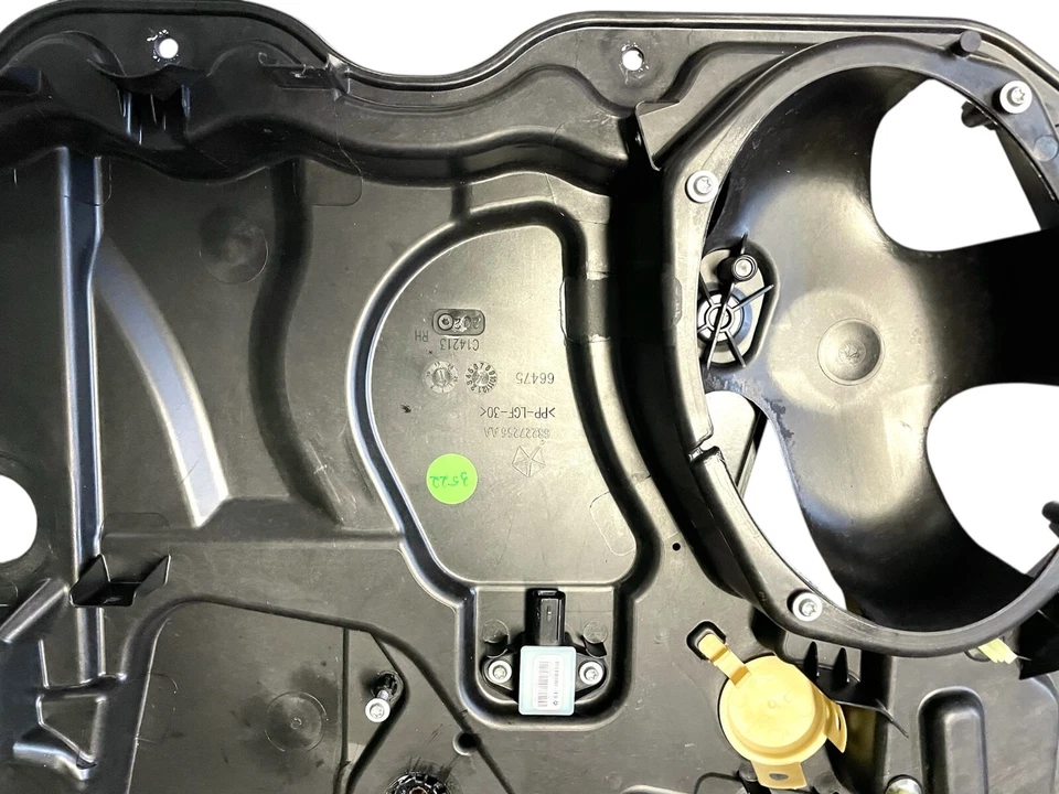 Jeep Cherokee 2019-2023 regulador de ventana de puerta del lado derecho del pasajero delantero derecho Foto 3 de 4