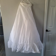 David's Bridal Crinoline Petticoat Slip Prom Wedding Dress Style Size 6 White