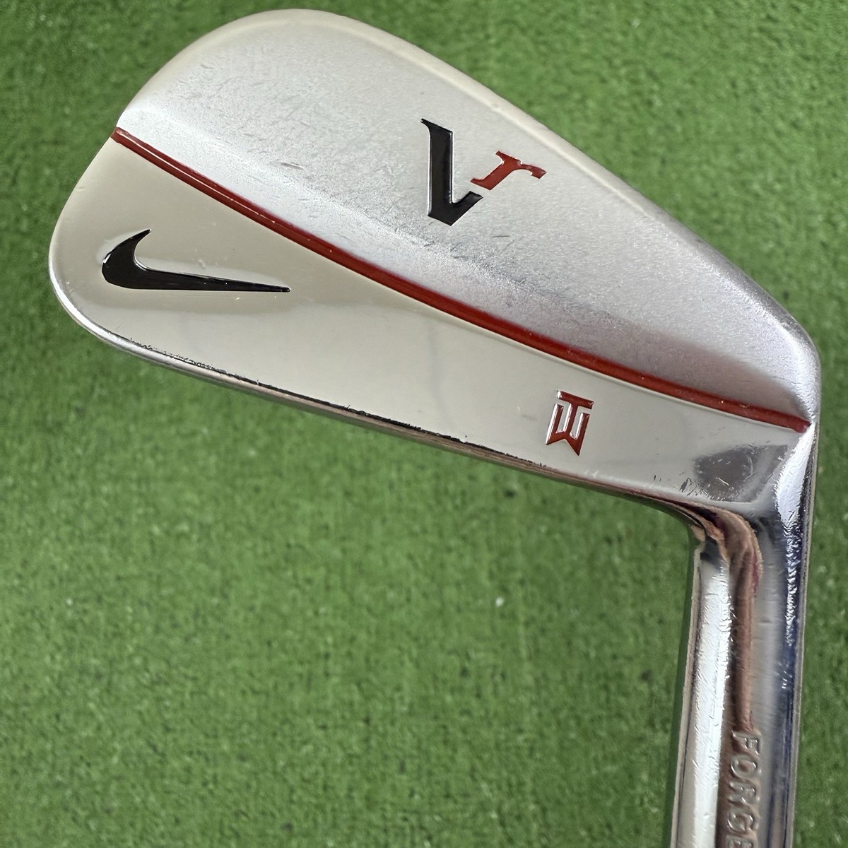 Nike VR TW Tiger Woods Forged Iron Dynamic Gold S300 Steel Stiff