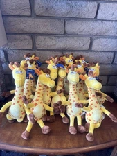 Toys R Us Geoffrey The Giraffe 16" Plush Stuffed Animal Toy Jeffrey 2015 Retired