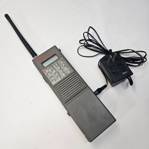 Searanger Pilot International Portable Marine Radio/CB W/ Charger Tested READ