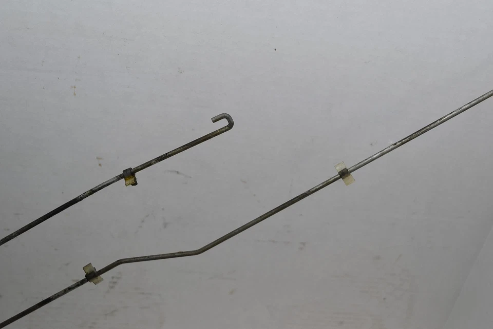 1998-2002 Isuzu Trooper Drivers Rear Door Latch Lock OEM - Image 3 of 4