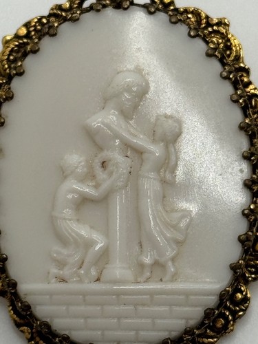 Vintage Molded Cameo Woman & Man With Bust on Pedestal Brooch - Picture 2 of 12