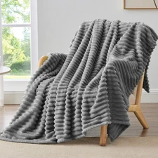 BEDELITE Fleece Throw Blanket for Couch - 300GSM Soft  Warm Fluffy Grey Blank...