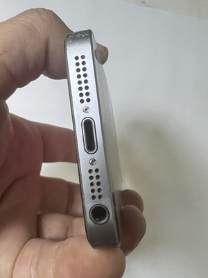 iPhoneSE ３２Ｇ Amazon.com: LEOM IPhone SE 32 GB, Unlocked, 1st Generation