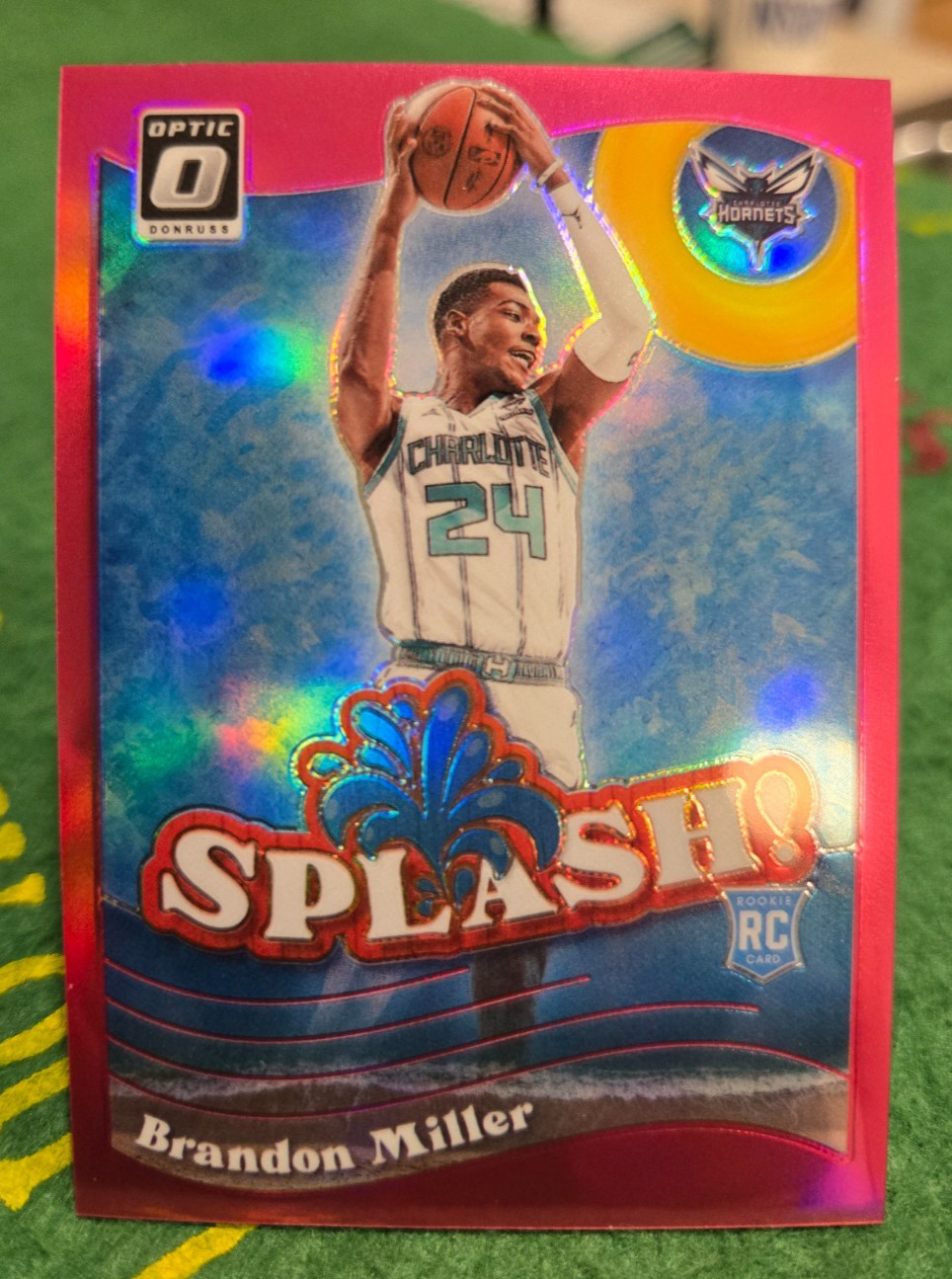 2023-24 Panini Donruss Optic - Splash! Brandon Miller #11 Pink Prizm /25 (RC)