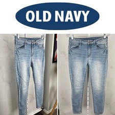 Old Navy Women  s Blue Light Wash Skinny Slim Fit Stretch Denim Jeans Size 8
