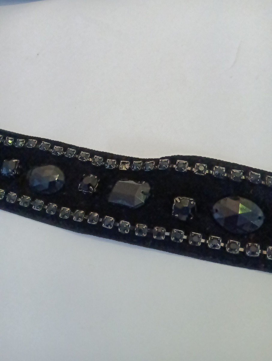 Banana Republic Black Velvet Beaded Crystal Tie Belt Size M/L 1” Wide Banana Republic Velvet and Rhinestone Belt-size M/L | eBay main image 3