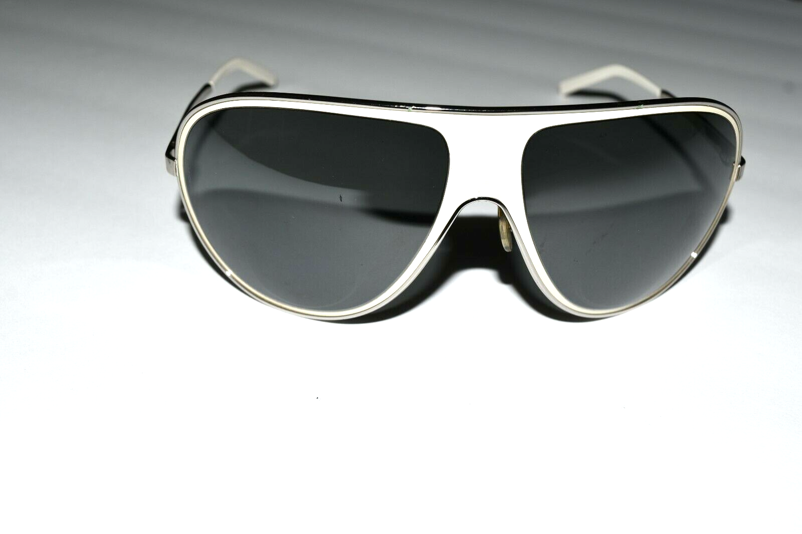 Dolce & Gabbana D&G White Silver Aviator DG2024 161/6G 65-15-125 USED  Sunglasses