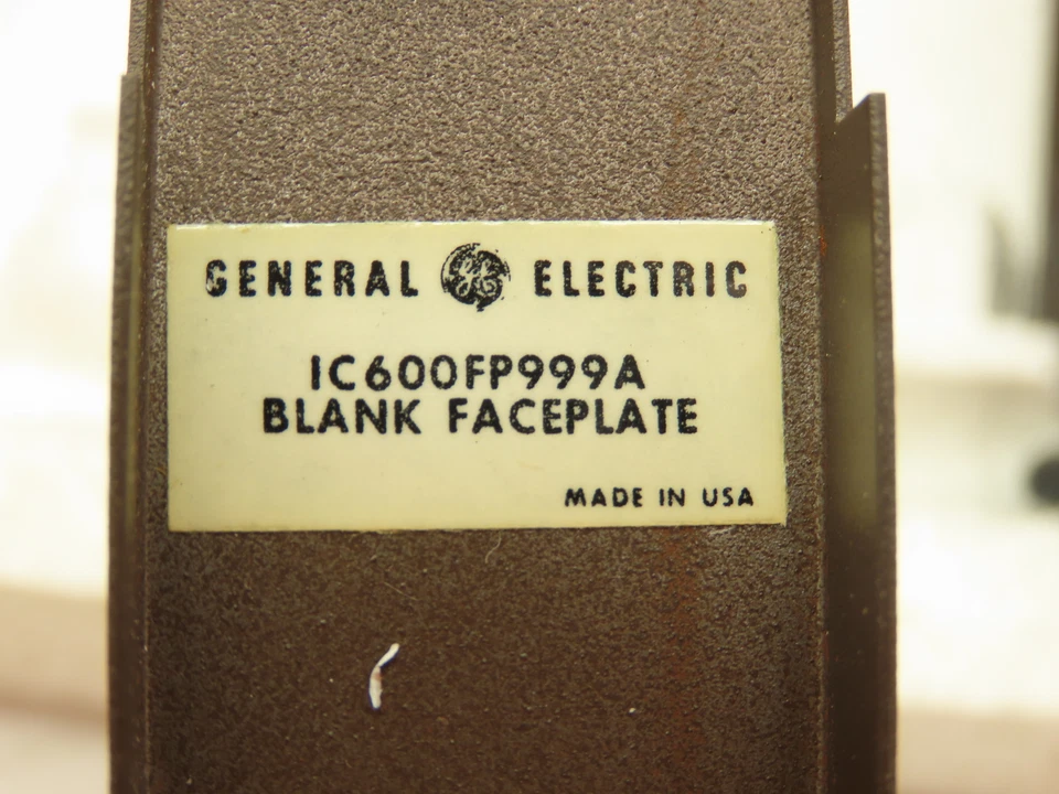 General Electric IC600FP999A GE Fanuc Filler Faceplates Series Six Lot of 6 - Image 3 of 4