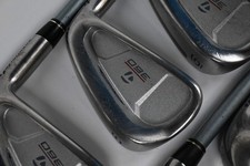 Ladies Taylormade 300 Series Irons / 4-PW+SW / Ladies Flex Taylormade Lite 60