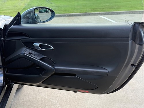 2017 Porsche 718 - Picture 24 of 26