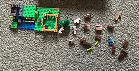 LEGO Minecraft: The Farm (21114) - Complete - Very Good Cond.