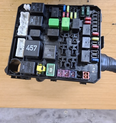 2010 MITSUBISHI LANCER MK5 2.0 DIESEL FUSE RELAY BOX BWC EU4