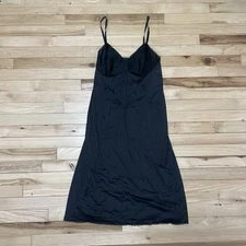 Vintage Vanity Fair Full Slip Sz 36 L Black Lace Trim Nylon Light Nighty