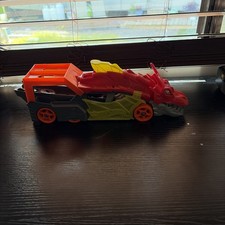 Hot Wheels City Dragon Launch Transporter Truck Spits Cars NO CARS