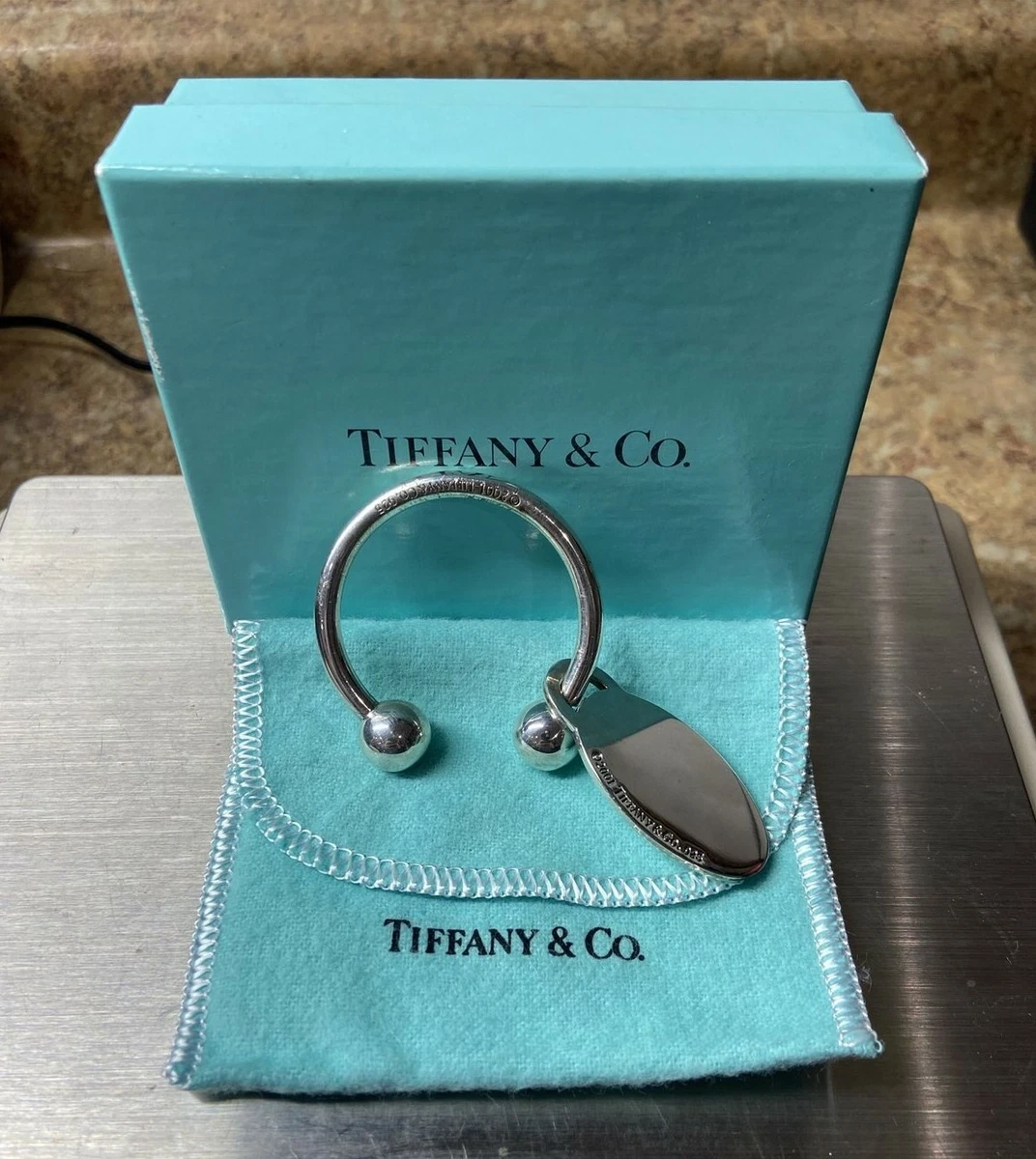 2001 Tiffany & Co. Sterling Silver .925 Oval Tag Key Ring w. Box